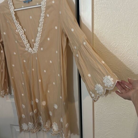 Antonio Melani Women's Embroidered Floral Tunic Cover-up Dress Natural Small - Picture 2 of 9